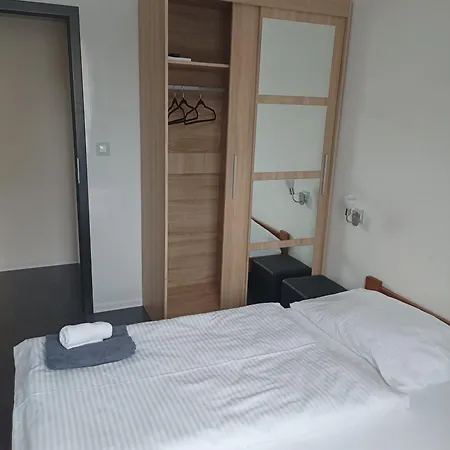 Apartmany U Golfu Jihlava Exterior photo